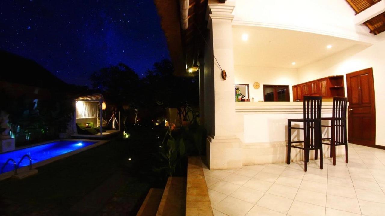 Arona Villa Sanur Exteriör bild